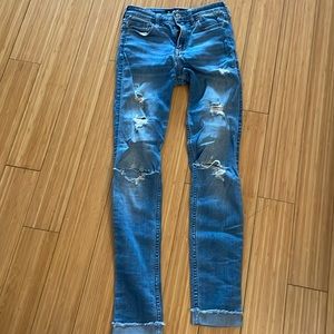 Hollister high rise super skinny jeans size 0R (W24/L30)